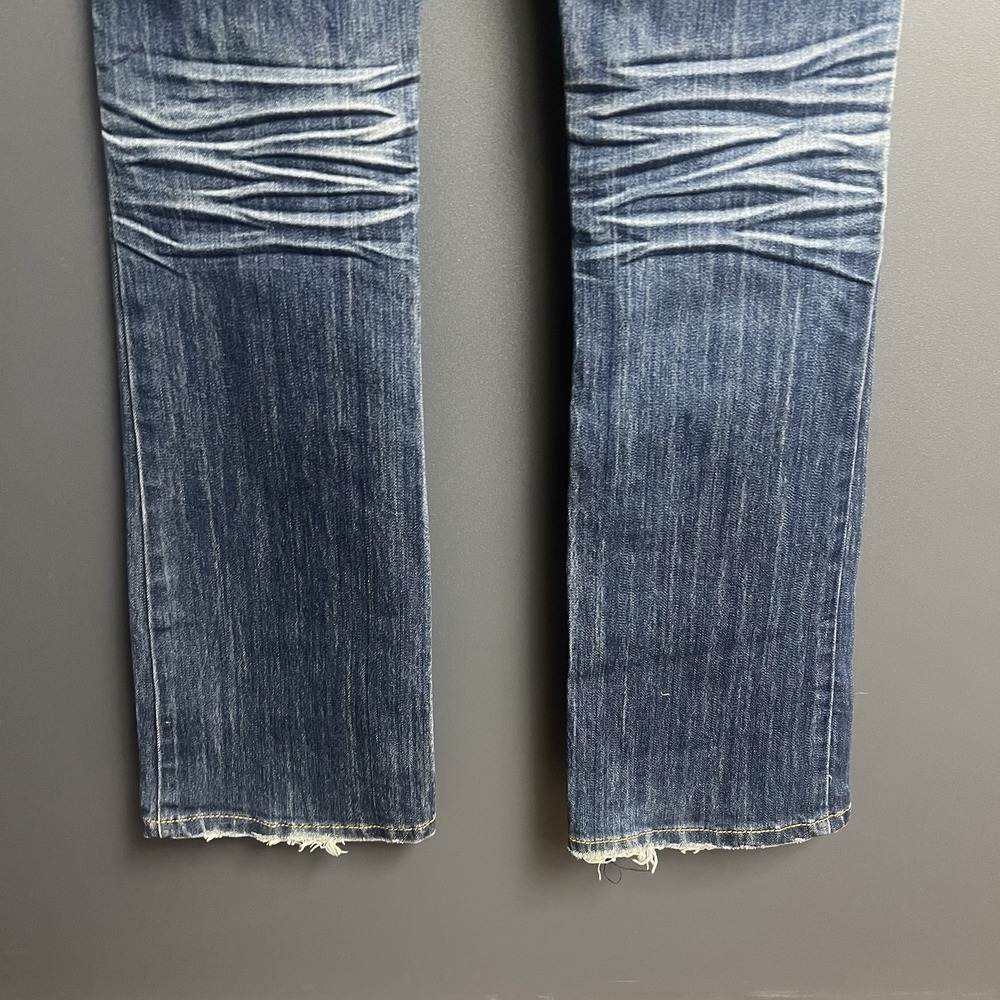 Almost Famous Distressed Bootcut Jean's Women's Size 7 With‎ Brown Stitches - Picture 8 of 8